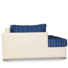 Load image into Gallery viewer, Fairway Daybed
