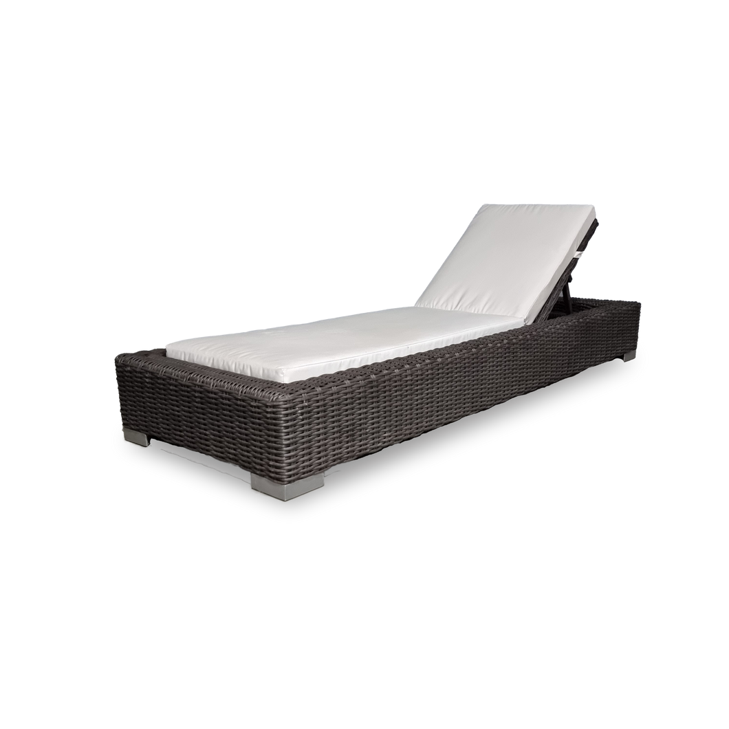 Cape County Pool Lounger